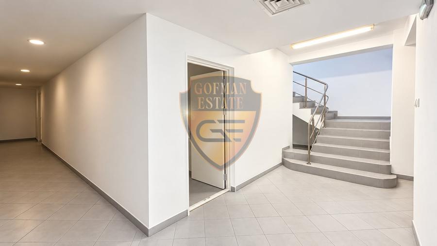 Spațiu comercial, de 580 mp, în Central