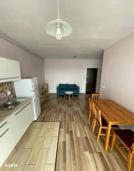 Apartament cu 2 camere decomandat în Lazaret