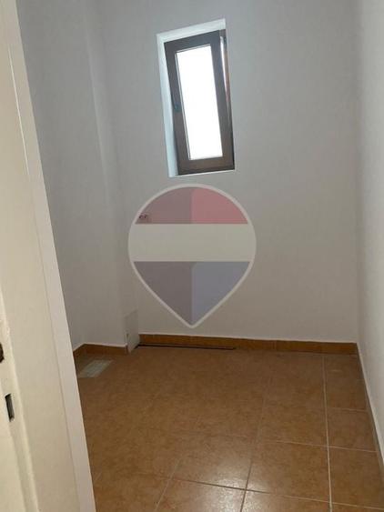 Casă individuală cu 4 camere cu Teren 120 Mp în Ferdinand
