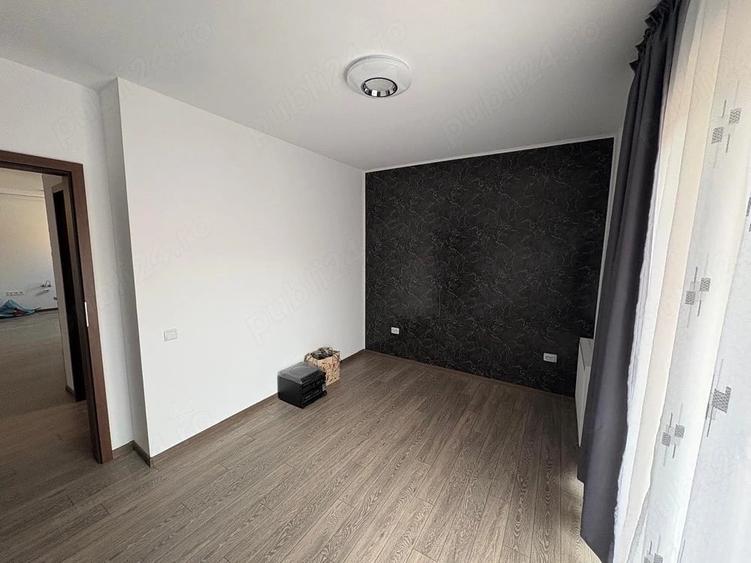 Apartament cu 3 camere decomandat în Florești