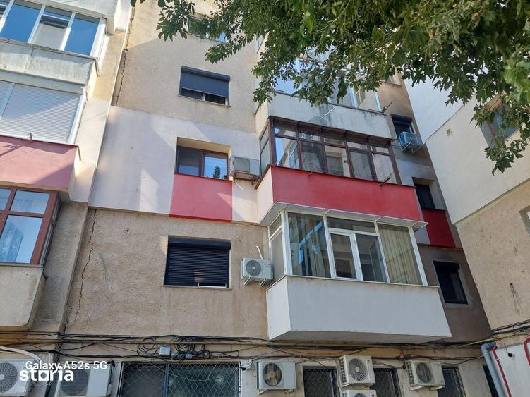 Apartament cu 3 camere în Orizont