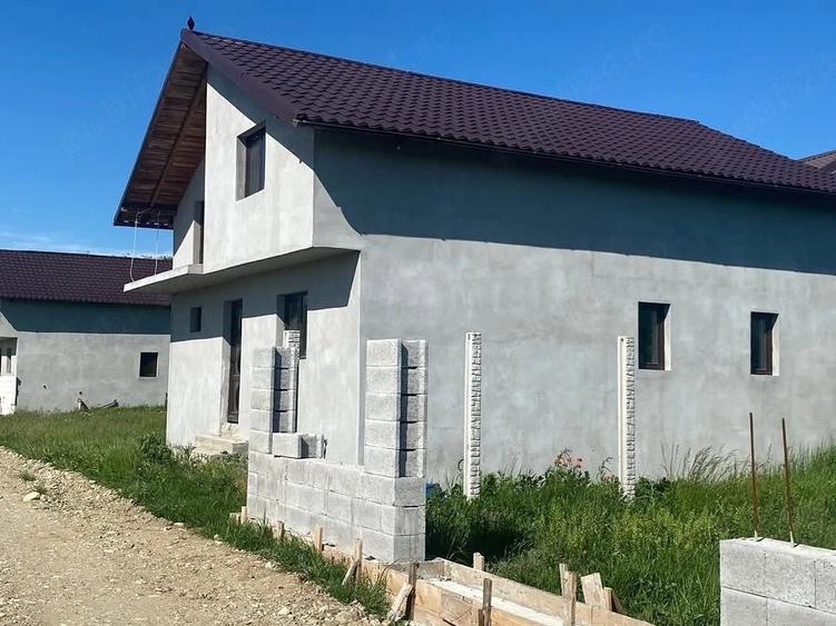Casă cu Teren 343 Mp în Central