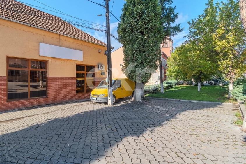 Spațiu comercial, de 200 mp, în Aleșd