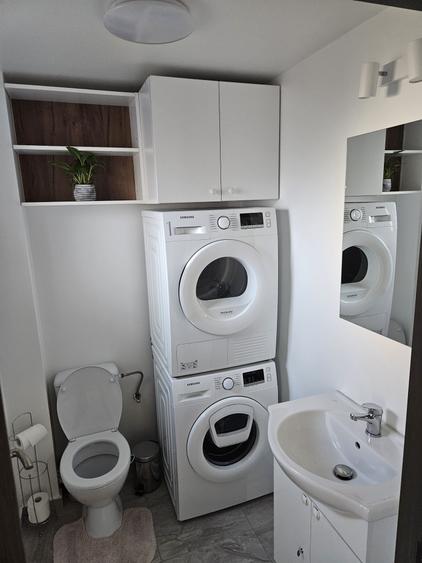Casă individuală cu 4 camere cu Teren 200 Mp în Ipotești