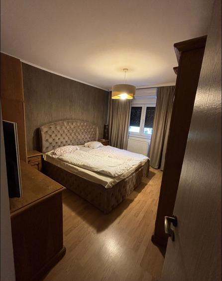 Apartament cu 3 camere decomandat, mobilat în Drumul Sării