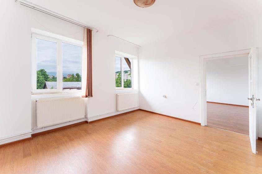 Apartament cu 2 camere circular în Centrul Civic