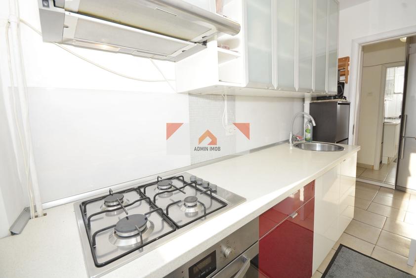 Apartament cu 2 camere decomandat în Drumul Taberei