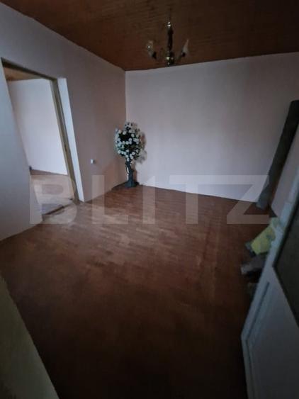 Casă individuală cu 2 camere cu Canalizare în Exterior Est