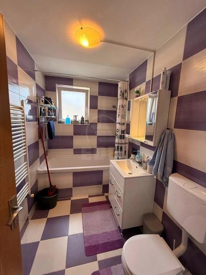 Apartament cu 2 camere semidecomandat în Florești