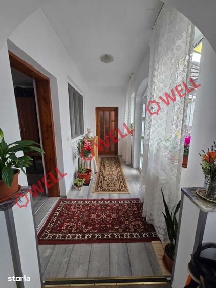 Casă cu 2 camere cu Teren 1040 Mp în Central
