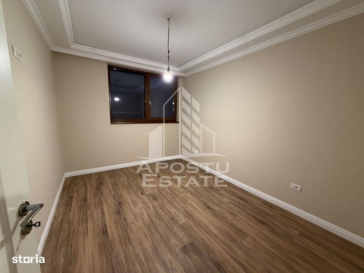 Casă cu 4 camere în Izvin
