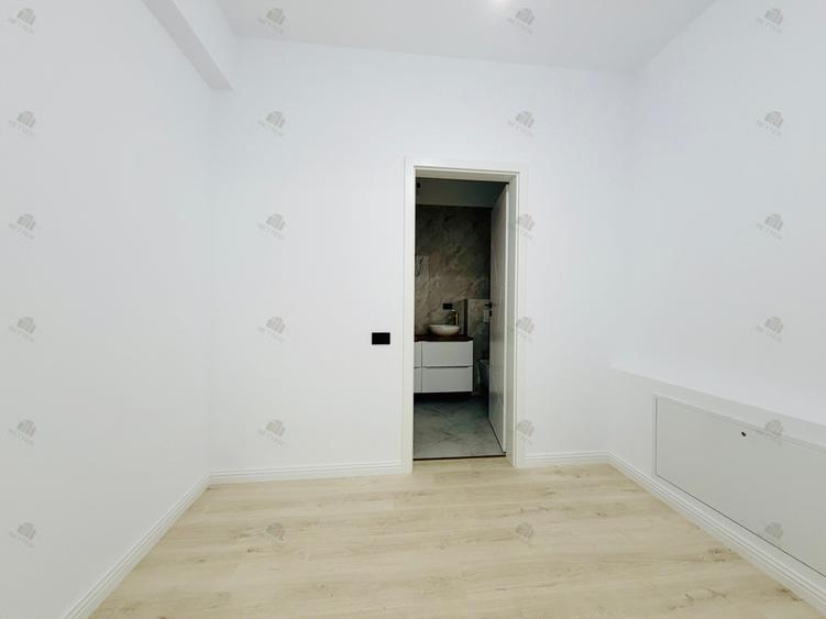 Casă individuală cu 5 camere cu Teren 420 Mp în Berceni