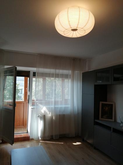 Apartament cu 2 camere semidecomandat în Dorobanți