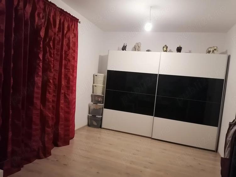 Casă cu 4 camere cu Teren 525 Mp în Dumbrăvița
