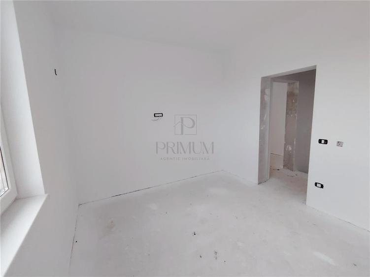 Duplex cu 5 camere cu Teren 330 Mp în Moșnița Nouă