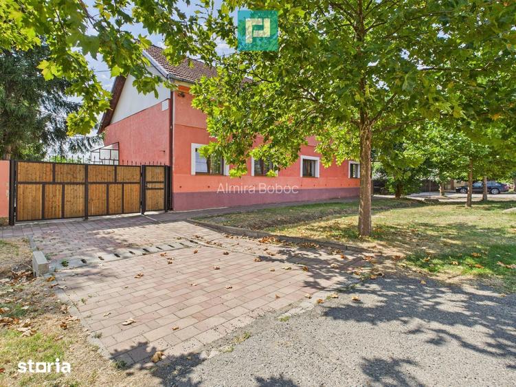 Casa cu 6 camere in Sanicolau Mare Timi?