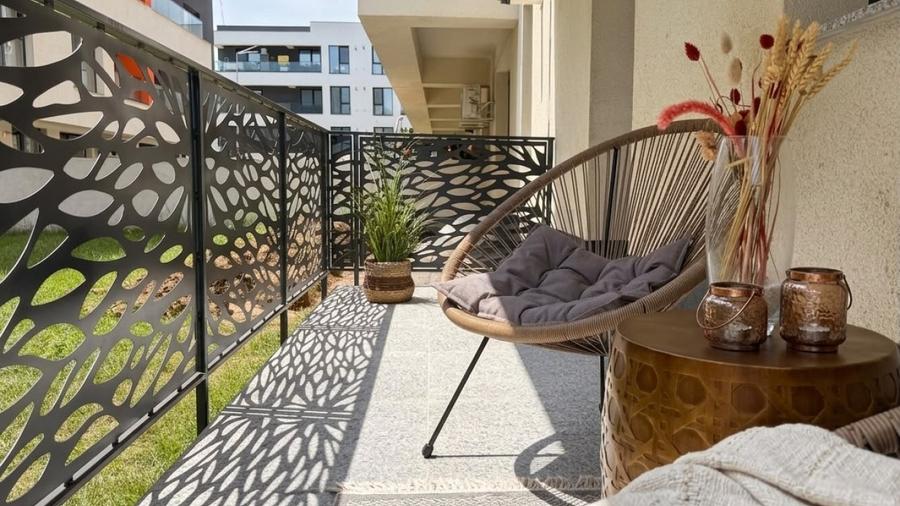 Apartament cu 2 camere semidecomandat, mobilat în Nord