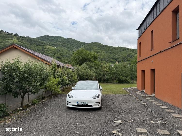 Casa de vanzare + Spatiu Comercial | 220 mp utili | curte 555 mp | - 6