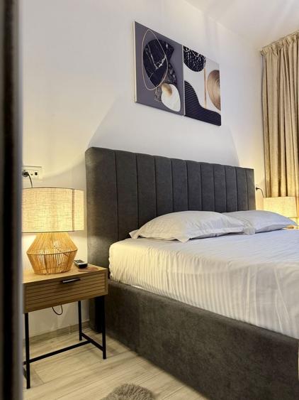 Apartament cu 2 camere semidecomandat în Tractorul