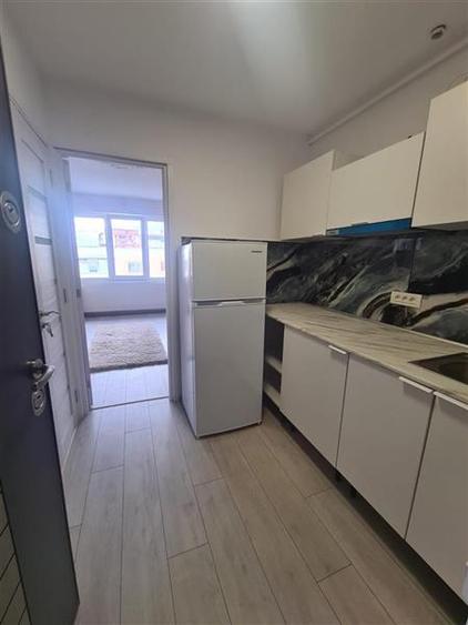 Garsoniera  renovata, mobilata si utilata intrare Racadau - 4
