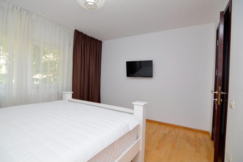 Apartament cu 2 camere decomandat în Vitan