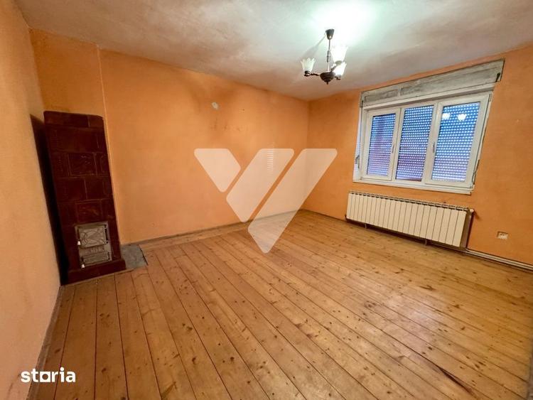 Casă cu 5 camere cu Teren 270 Mp în Țiglari
