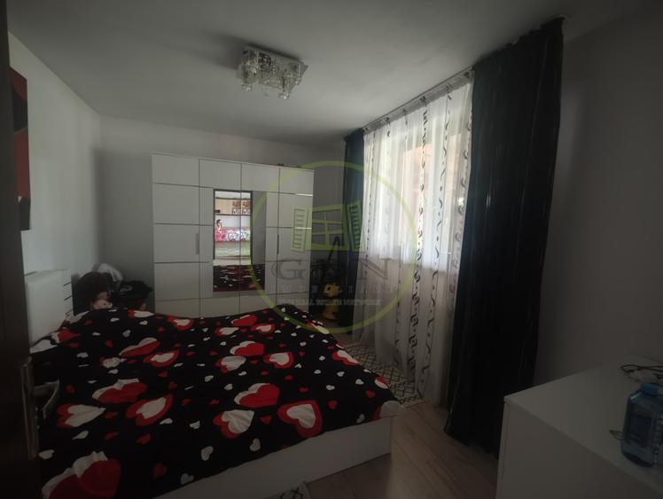 Casă individuală cu 5 camere cu Teren 481 Mp în Preajba