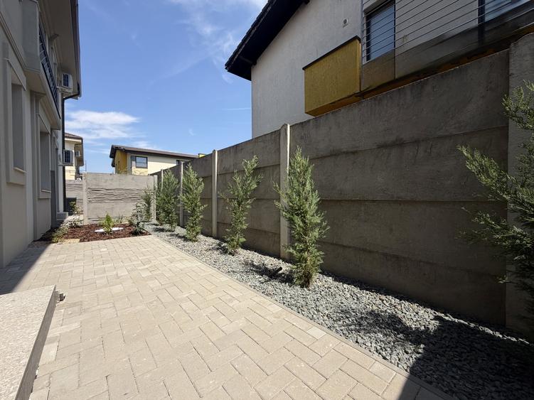 Apartament cu 2 camere decomandat în Giroc