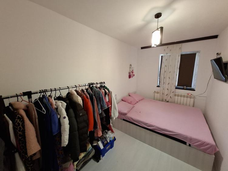 Apartament cu 4 camere semidecomandat, mobilat în Inel II