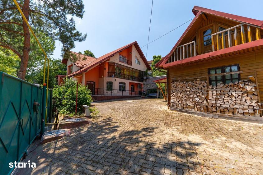 Casă cu 5 camere cu Teren 1402 Mp în Găvana