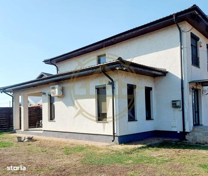 Casă cu 4 camere în Central