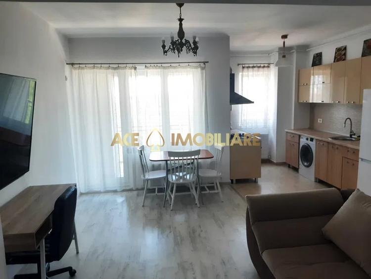 Apartament cu 2 camere decomandat, mobilat în Păcii