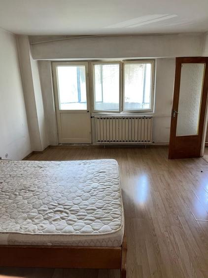 Garsonieră decomandată în Sebastian
