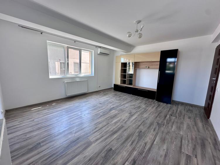 Apartament cu 2 camere decomandat în Berceni