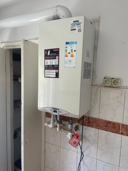Apartament cu 4 camere decomandat în Faleză
