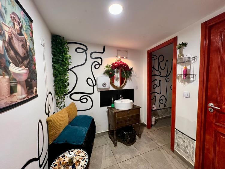 Spațiu comercial, de 207 mp, în Horea