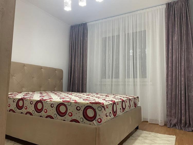 Apartament cu 3 camere decomandat în Berceni