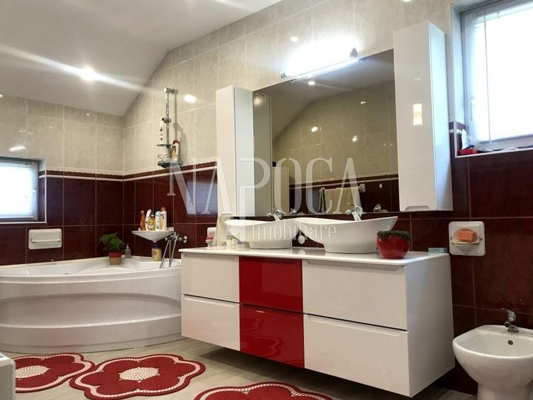Casă individuală cu 7 camere cu Canalizare în Europa