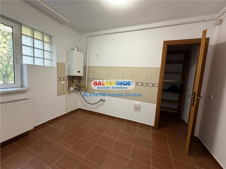Garsonieră decomandată în Băneasa