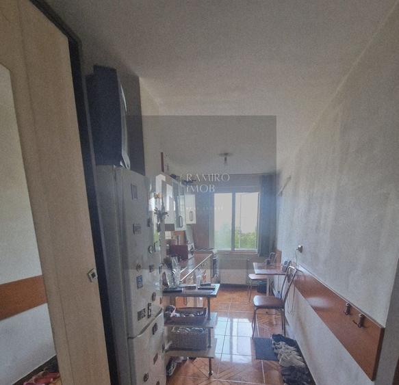 Apartament cu 2 camere semidecomandat, mobilat în Drumul Taberei
