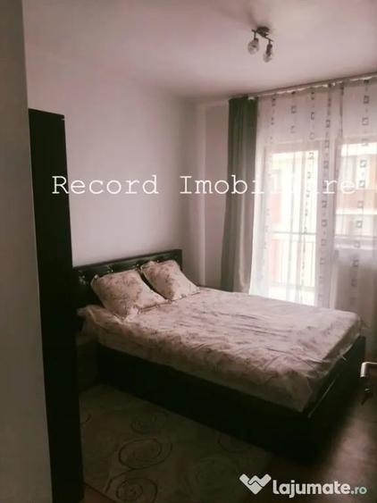 Apartament cu 3 camere semidecomandat în Florești