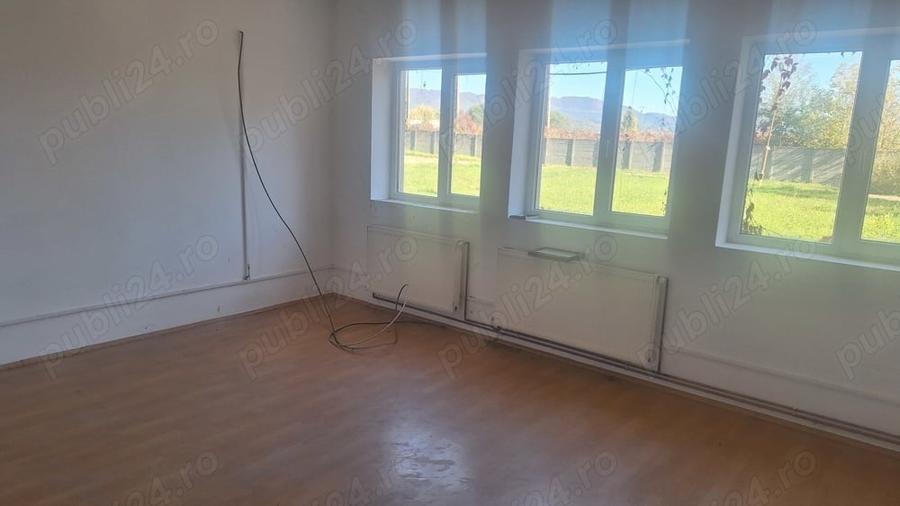 Spațiu comercial, în Central