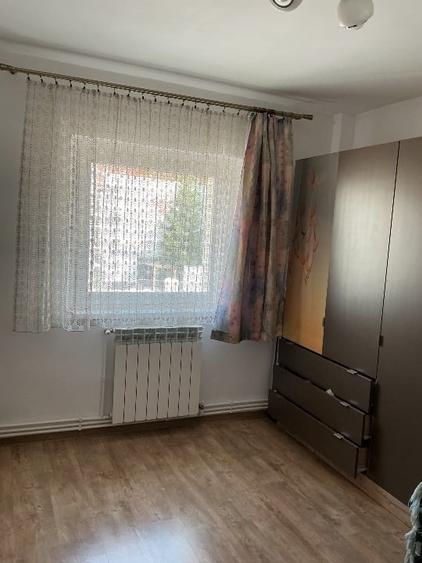 Apartament cu 2 camere decomandat, mobilat în Est
