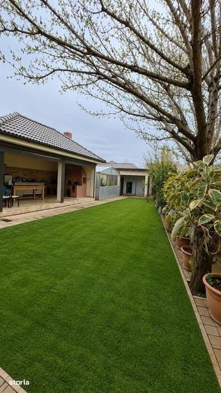DE VANZARE Vila Premium P+1+M 430 mp construiti Palazu Mare - 1