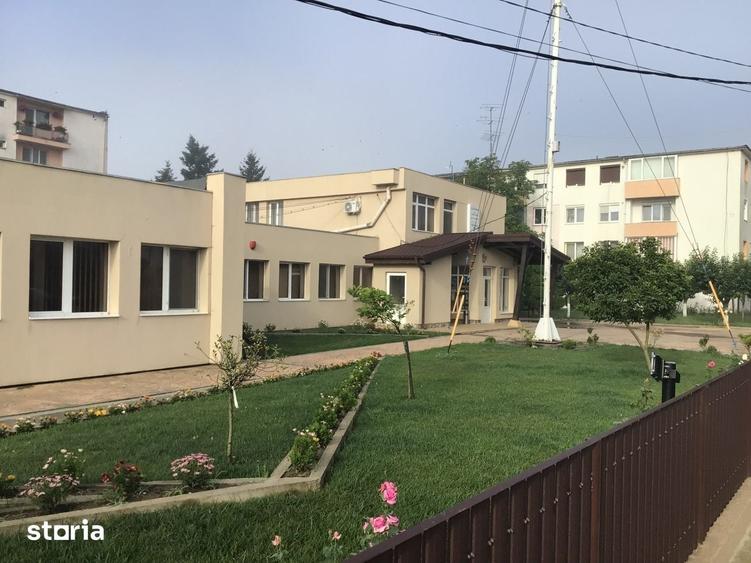 Spațiu comercial, de 2,045 mp, în Suplacu de Barcău