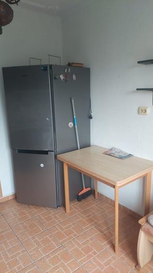Apartament cu 3 camere decomandat în Mircea cel Bătrân
