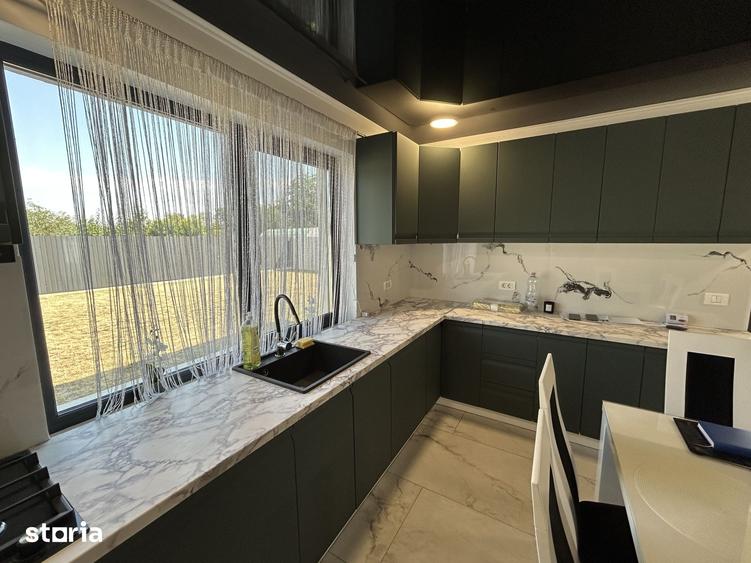 Casă cu 3 camere cu Teren 470 Mp în Central
