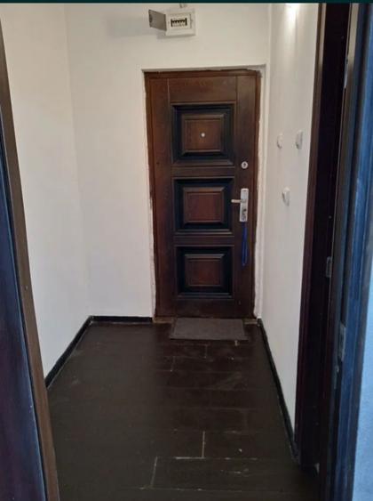 Garsonieră semidecomandată în Central