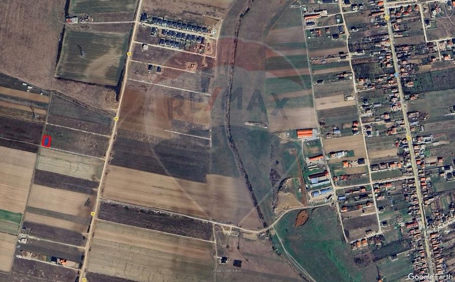 Teren Construcții intravilan de 500 mp, în Sânmartin