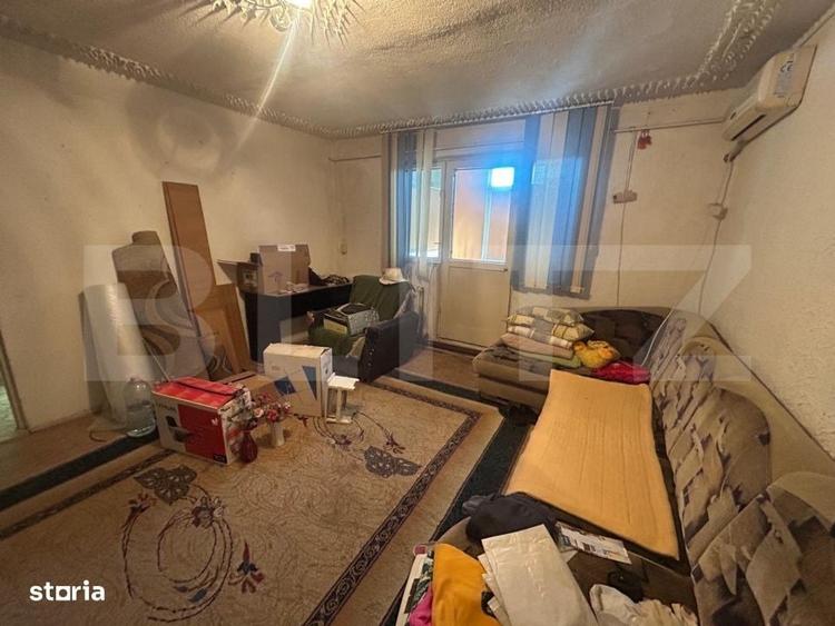 Apartament cu 2 camere semidecomandat în Micro 11